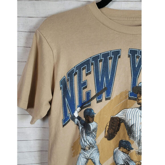 Mitchell & Ness Nostalgia New York Yankees Print Spellout Tan Tshirt, sz S - Picture 2 of 9